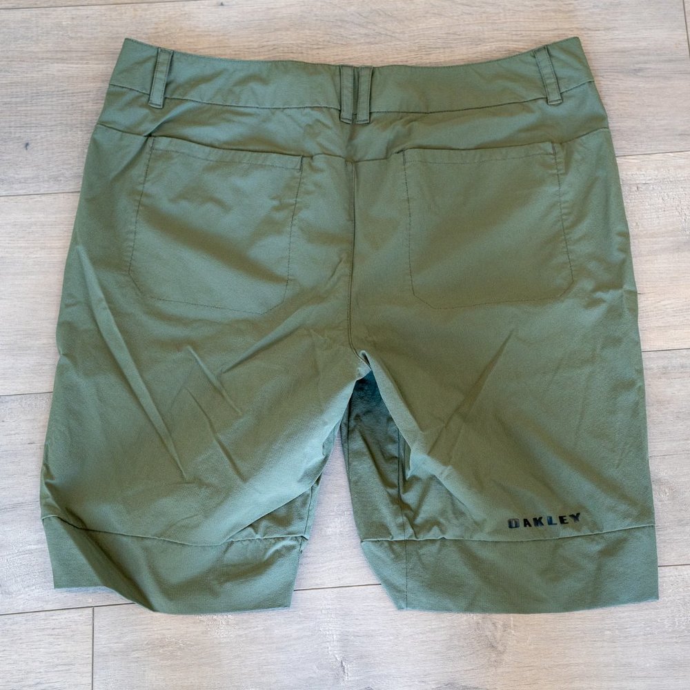 Oakley Olive Green Men's Athletic Shorts
